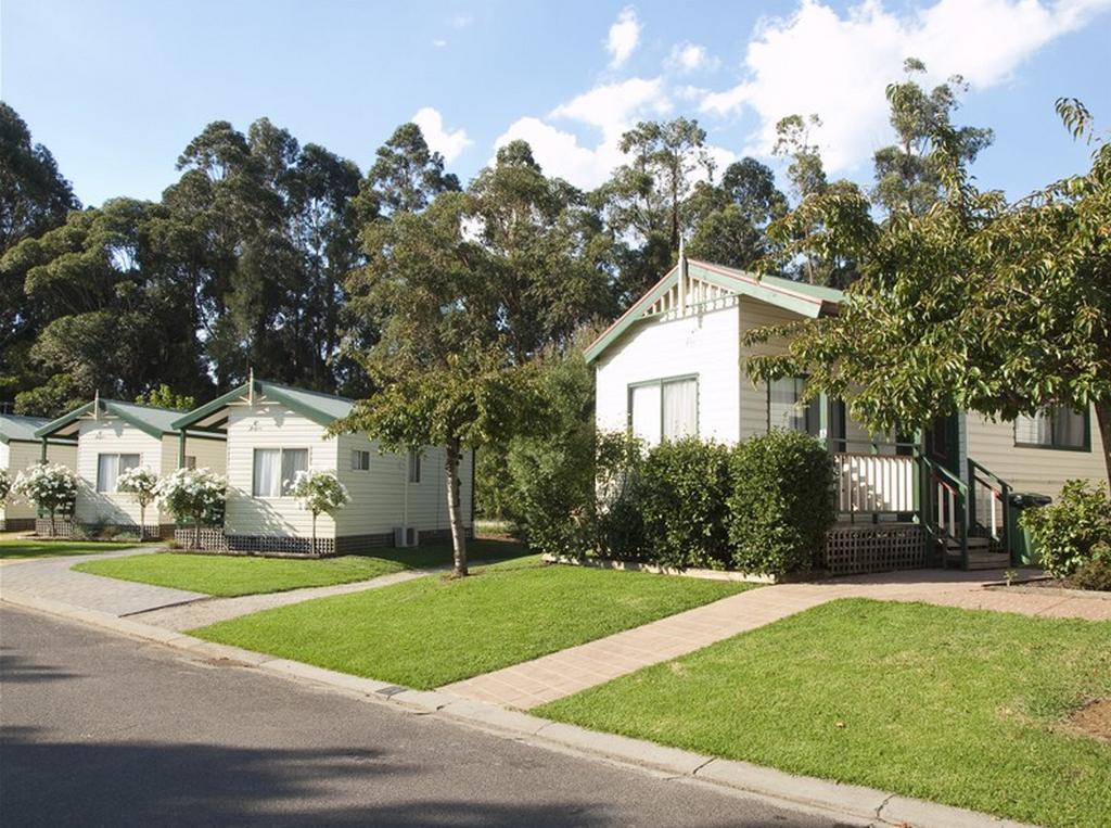 Warragul Gardens Holiday Park מראה חיצוני תמונה